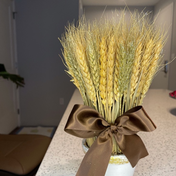 Fall/ Thanksgiving decor - Picture 3 of 3